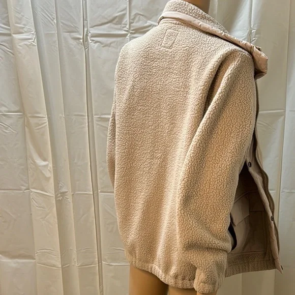 Vuori Women's XS Cream Utility Sherpa Jacket - Picture 4 of 4